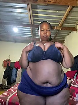 Curvycandy95 online show from 03/10/26, 05:44