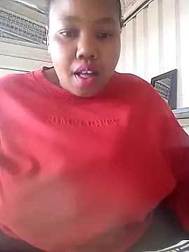 Curvycandy95 online show from 10/21/25, 08:14