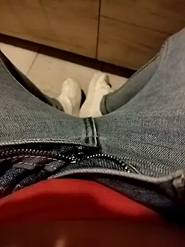 sirenyta33 online show from 12/02/25, 07:15