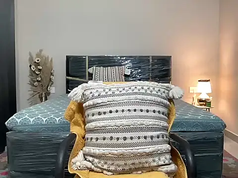 Snapshot of piyassi__divya chatting on 11/07/25, 10:46 piyassi divya online show from 11/07/25, 10:46