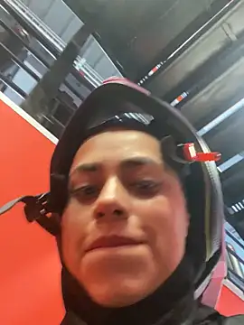 AlannaEvons online show from 10/21/25, 08:19