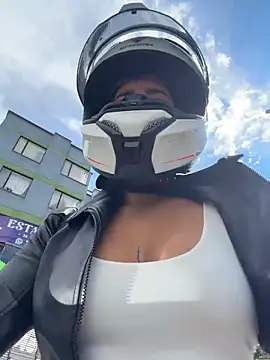 AlannaEvons online show from 03/22/26, 08:10