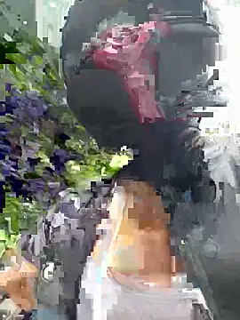 AlannaEvons online show from 12/20/25, 04:32