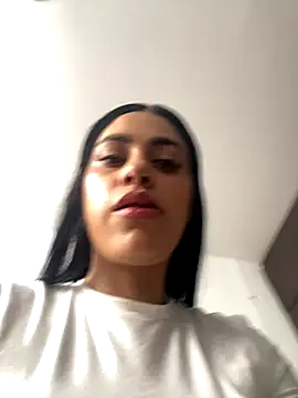 AlannaEvons online show from 11/03/25, 07:17