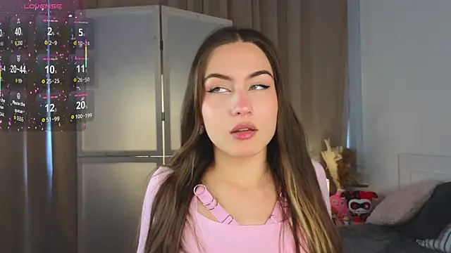 Snapshot of Moonlight1Sonata1 chatting on 10/20/25, 09:10 Moonlight1Sonata1 online show from 10/20/25, 09:10