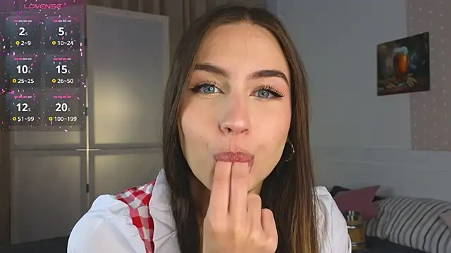 Snapshot of Moonlight1Sonata1 chatting on 10/04/25, 09:11 Moonlight1Sonata1 online show from 10/04/25, 09:11