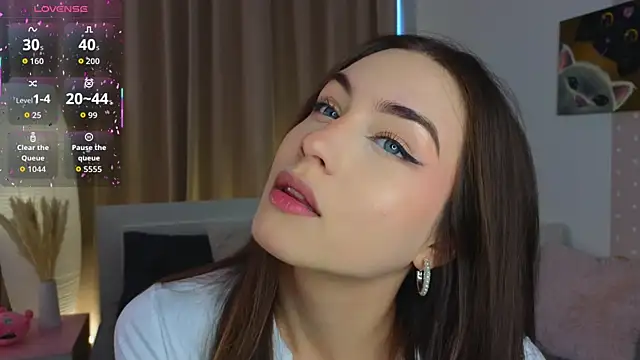 Snapshot of Moonlight1Sonata1 chatting on 11/23/25, 09:08 Moonlight1Sonata1 online show from 11/23/25, 09:08