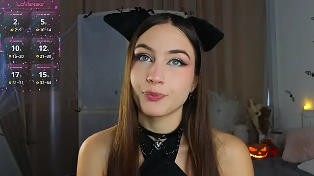 Snapshot of Moonlight1Sonata1 chatting on 10/25/25, 09:08 Moonlight1Sonata1 online show from 10/25/25, 09:08