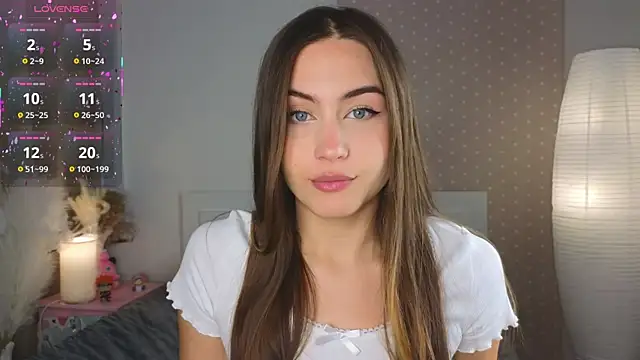 Snapshot of Moonlight1Sonata1 chatting on 10/23/25, 09:52 Moonlight1Sonata1 online show from 10/23/25, 09:52