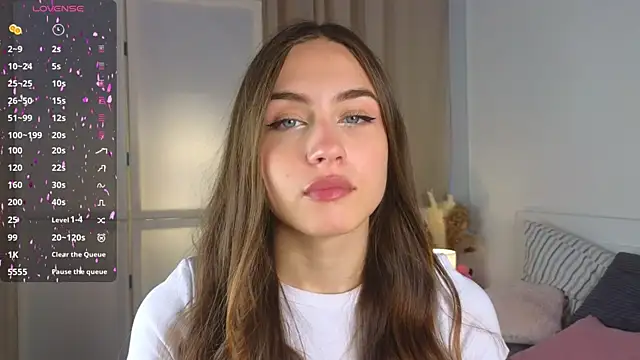 Snapshot of Moonlight1Sonata1 chatting on 09/25/25, 09:04 Moonlight1Sonata1 online show from 09/25/25, 09:04