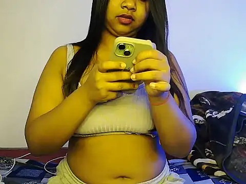 khushi- queen online show from 10/31/25, 05:09