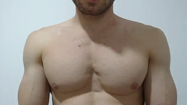 Snapshot of Rocky_Muscle chatting on 03/31/26, 03:41 Rocky Muscle online show from 03/31/26, 03:41