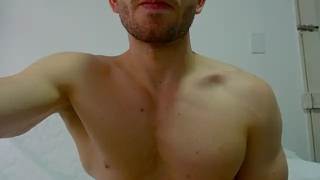 Snapshot of Rocky_Muscle chatting on 07/11/26, 03:12 Rocky Muscle online show from 07/11/26, 03:12