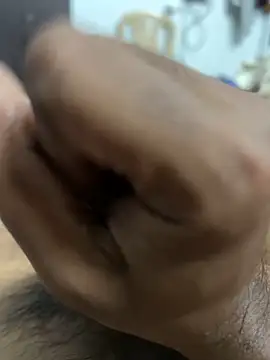 usermood2000 online show from 04/06/26, 07:31