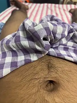 usermood2000 online show from 10/18/25, 06:59