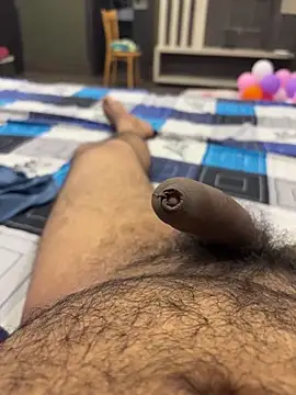 Siddharth25368 online show from 10/13/25, 08:16