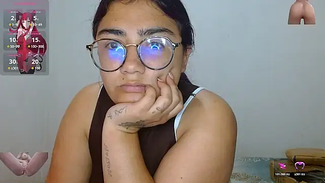 Snapshot of Lucyheart_ chatting on 02/18/26, 10:06 Lucyheart online show from 02/18/26, 10:06