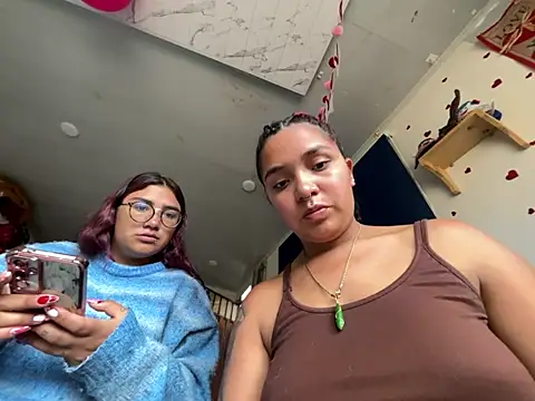 Snapshot of Lucyheart_ chatting on 02/24/26, 04:30 Lucyheart online show from 02/24/26, 04:30