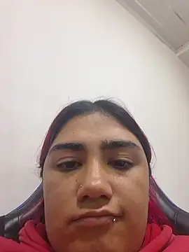 Snapshot of Lucyheart_ chatting on 10/23/25, 06:06 Lucyheart online show from 10/23/25, 06:06