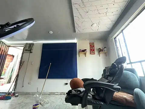 amanne misa online show from 02/12/26, 05:45