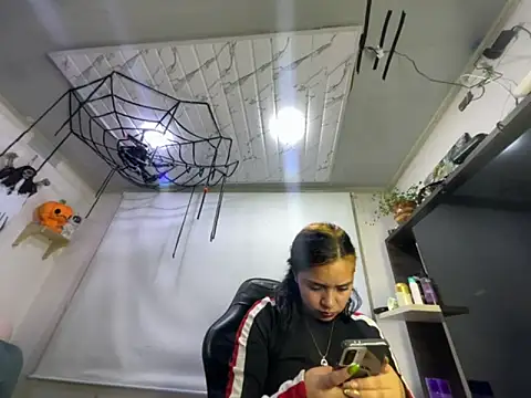 amanne misa online show from 11/21/25, 01:48