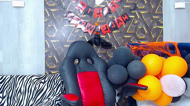 honeymoon 12 online show from 10/26/25, 04:24