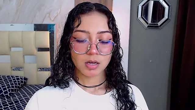 honeymoon 12 online show from 03/27/26, 04:43