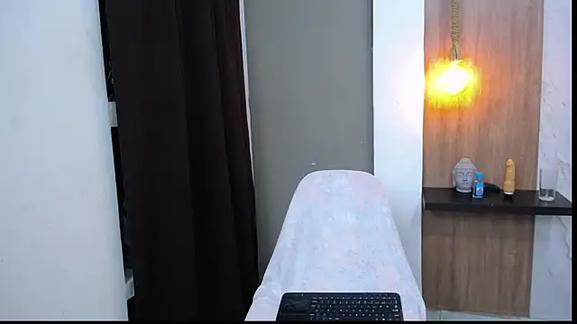 honeymoon 12 online show from 09/24/25, 03:35