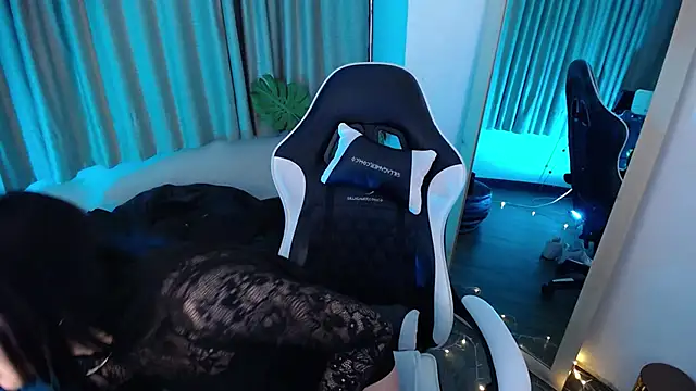 athenea fox online show from 11/29/25, 07:25