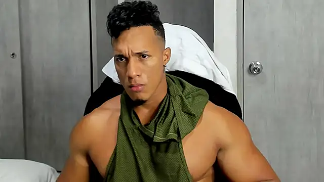 JakeViper online show from 11/26/25, 01:33