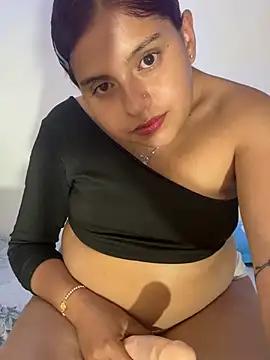 Snapshot of sbanna_valle_ chatting on 05/16/26, 01:15 sbanna valle online show from 05/16/26, 01:15
