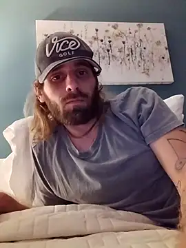 Snapshot of Brabbit3211 chatting on 09/15/25, 11:27 Brabbit3211 online show from 09/15/25, 11:27