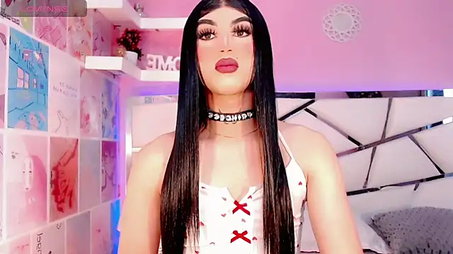 Snapshot of Miacuteee chatting on 09/22/25, 08:37 Miacuteee online show from 09/22/25, 08:37