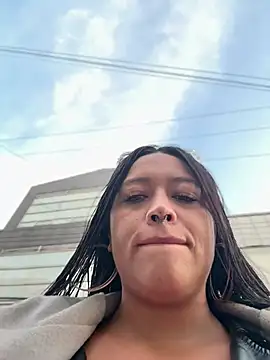 Snapshot of -Mia1 chatting on 02/09/26, 11:41 -Mia1 online show from 02/09/26, 11:41