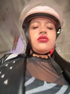 -Mia1 online show from 11/27/25, 12:16