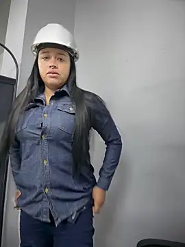 Snapshot of -Mia1 chatting on 02/20/26, 12:07 -Mia1 online show from 02/20/26, 12:07