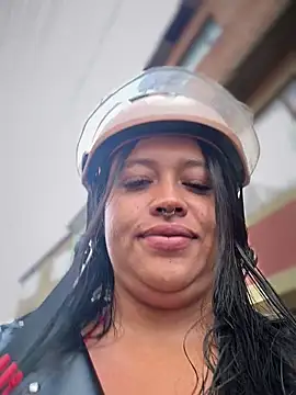 -Mia1 online show from 03/19/26, 12:05