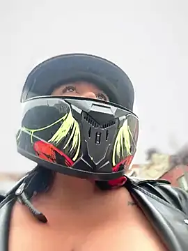 -Mia1 online show from 04/08/26, 12:17