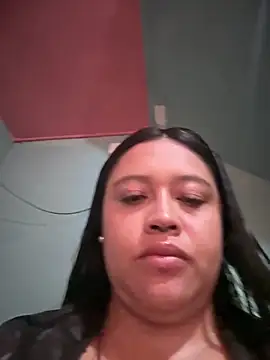 -Mia1 online show from 05/20/26, 12:13