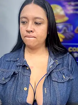 -Mia1 online show from 04/16/26, 09:39