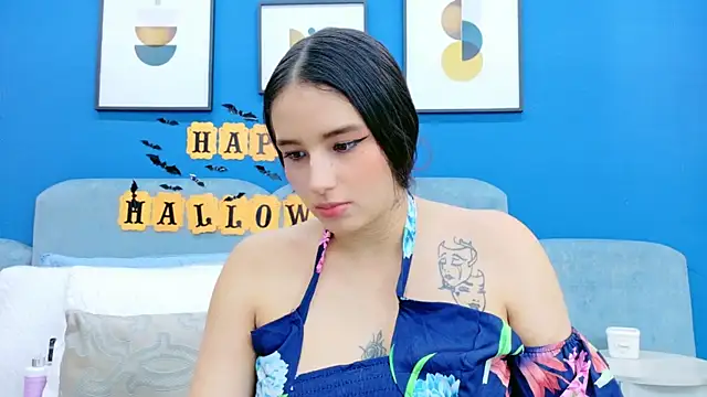 Ashley Evans22 online show from 10/24/25, 07:57