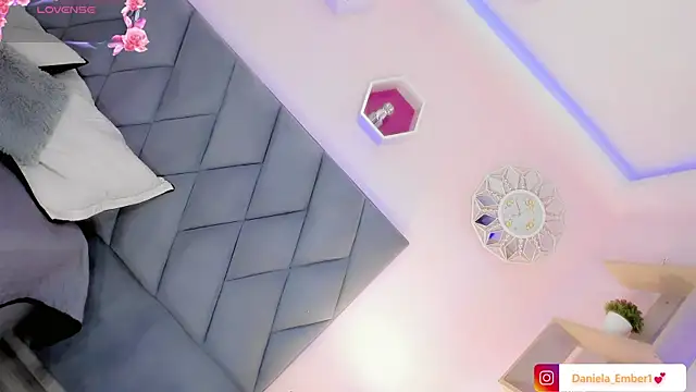 Amira Ember online show from 03/22/26, 05:58