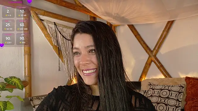 Snapshot of sofiia_diaz0805 chatting on 10/17/25, 07:48 sofiia diaz0805 online show from 10/17/25, 07:48