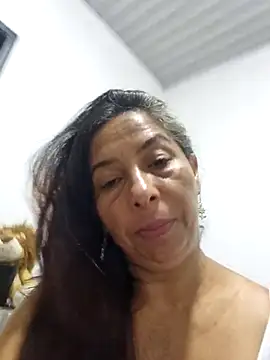 maleja23 online show from 10/04/25, 03:19