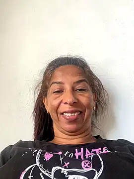 maleja23 online show from 11/26/25, 01:11