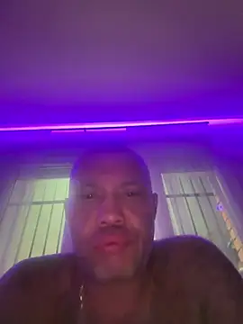 Snapshot of gitanomadrid chatting on 06/01/26, 02:12 gitanomadrid online show from 06/01/26, 02:12