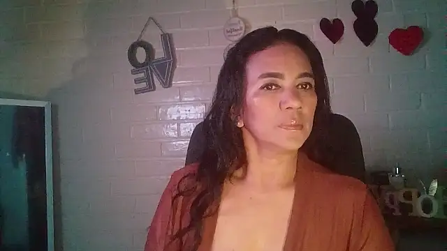 MiiaVelasquez online show from 03/28/26, 05:08