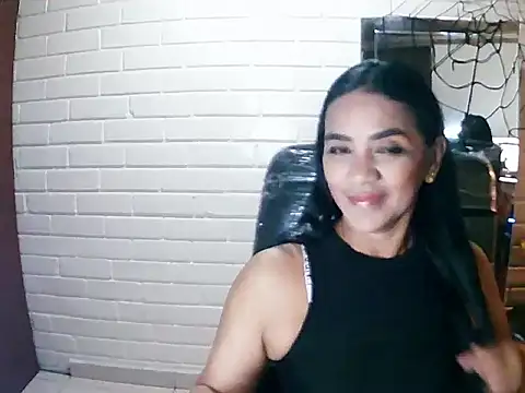 MiiaVelasquez online show from 10/22/25, 04:12