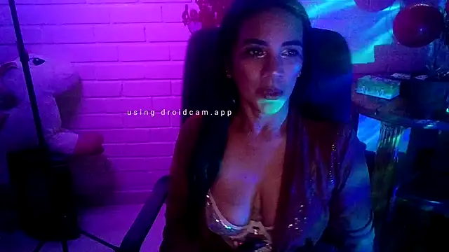 MiiaVelasquez online show from 02/10/26, 04:11