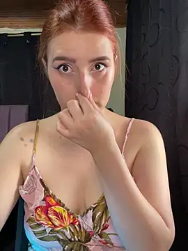 CoraVibes online show from 10/30/25, 12:03